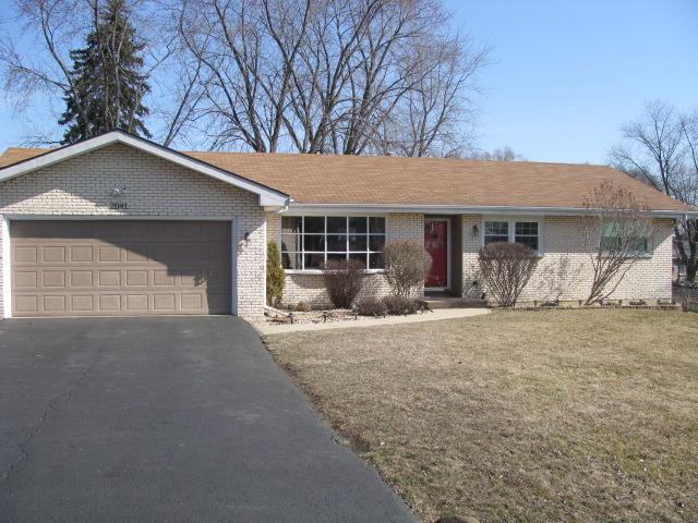2041 Bryn Mawr Dr., Aurora, IL 60506