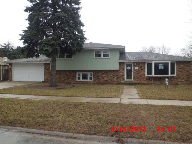 17301 Wausau Ct., South Holland, IL 60473