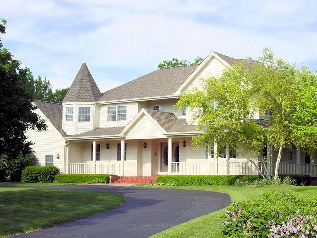 53 Revere Dr., South Barrington, IL 60010