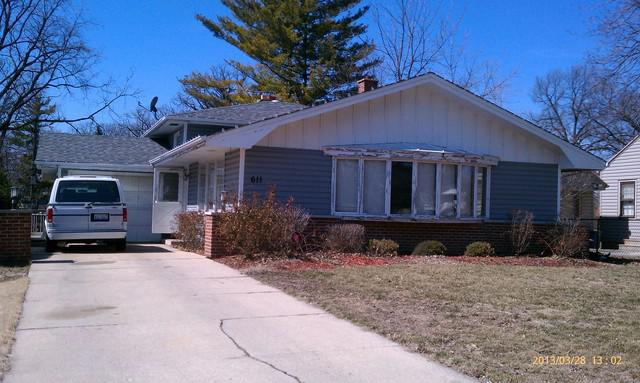 611 S Smith Blvd., Aurora, IL 60505