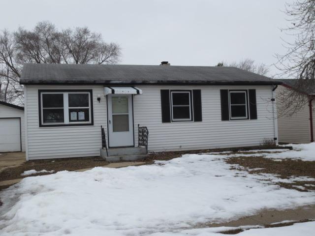 8332 Farnham Dr., Machesney Park, IL 61115