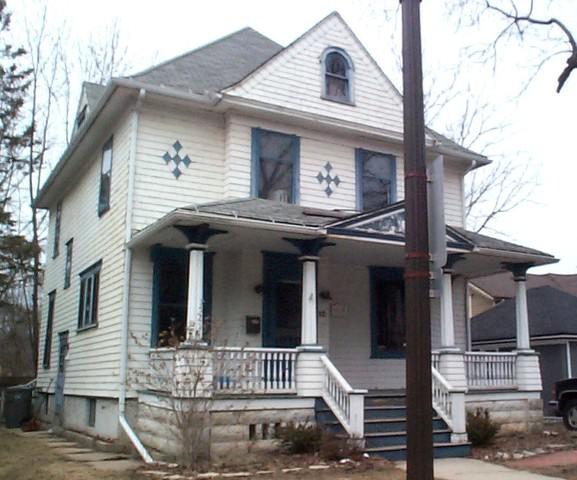 12 Rugby Pl., Elgin, IL 60120