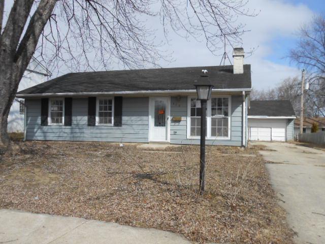 420 Robinhood Dr., Streamwood, IL 60107