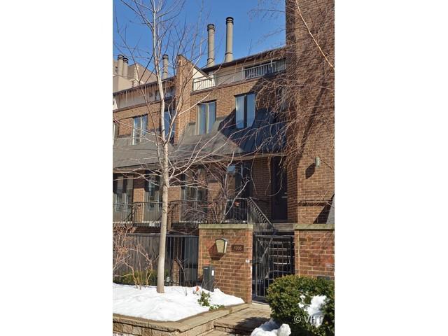 1335 N Sutton Pl., Chicago, IL 60610