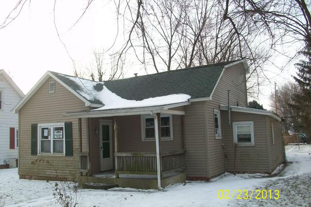 621 E Main St., Hoopeston, IL 60942