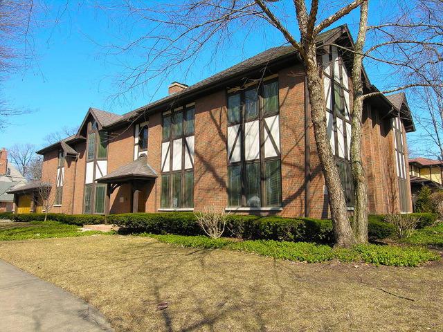 630 Laurel Ave., Wilmette, IL 60091