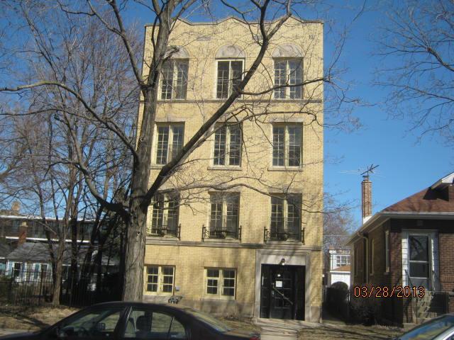 1413 Dobson St., Evanston, IL 60202