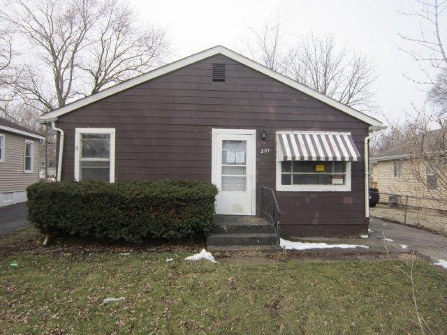 207 Independence Ave., Joliet, IL 60433