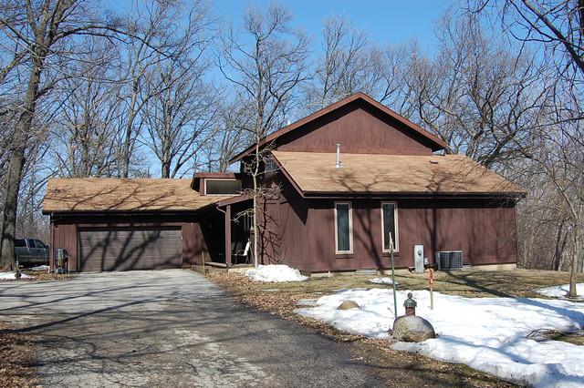 43250 N Country Ln., Zion, IL 60099