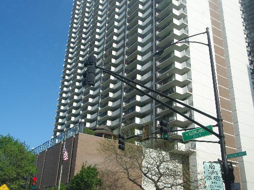 6033 N Sheridan Rd. #41K, Chicago, IL 60660