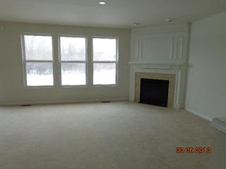 2702 Mark Ave., Zion, IL 60099