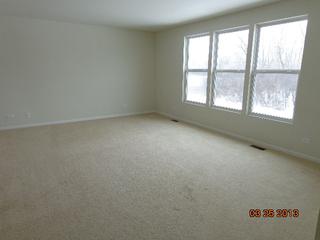 2702 Mark Ave., Zion, IL 60099