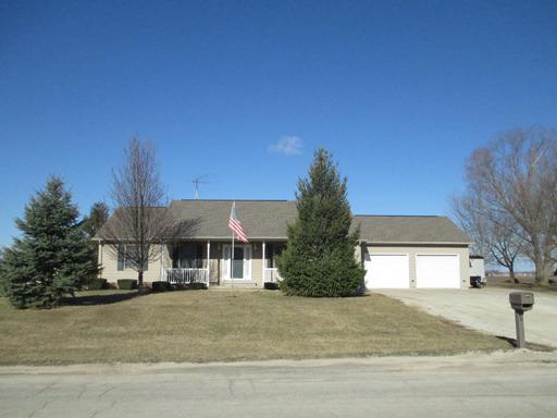 2869 E 752nd Rd., Utica, IL 61373