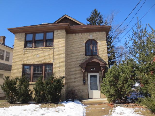 823 18th St., Rockford, IL 61104