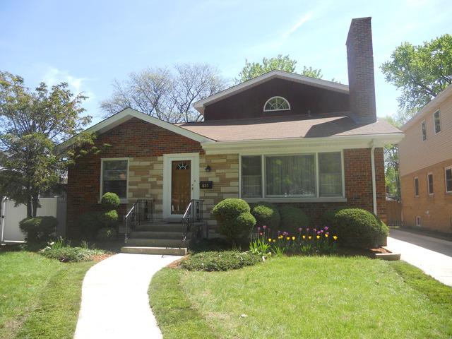 825 S Madison Ave., La Grange, IL 60525