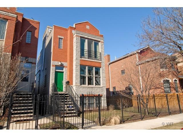 1952 W Race Ave., Chicago, IL 60622