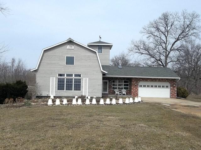 1928 Shady Oaks Rd., Amboy, IL 61310
