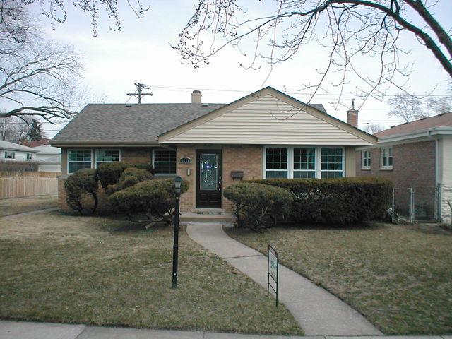 8711 Laramie Ave., Skokie, IL 60077