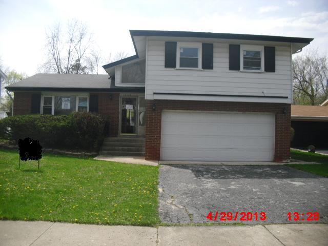 18536 Pierce Ter., Homewood, IL 60430