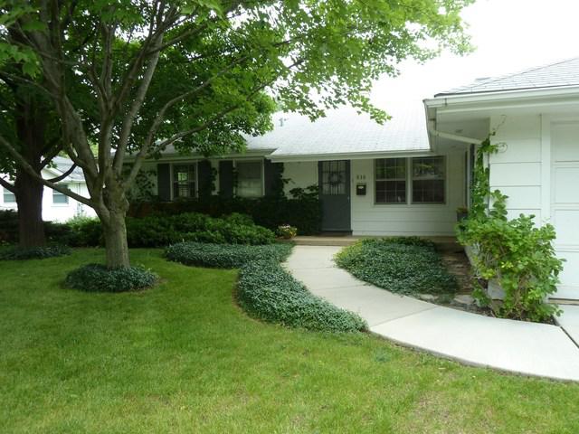 838 Harriet Ln., Barrington, IL 60010