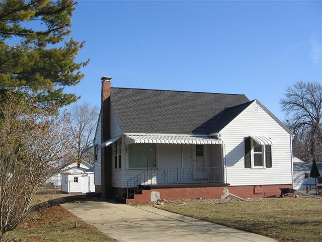 841 E Center St., Paxton, IL 60957