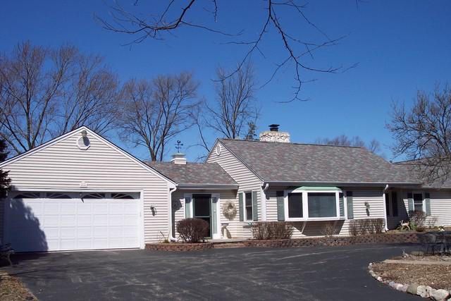 9N640 Merry Oaks Rd., Streamwood, IL 60107