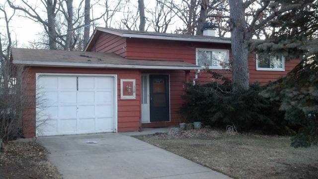 118 Walnut Dr., Streamwood, IL 60107
