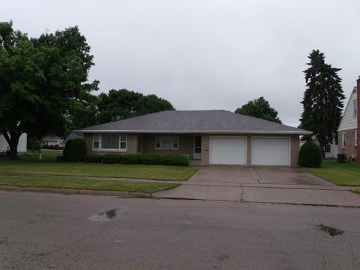 330 Porter St., Oglesby, IL 61348