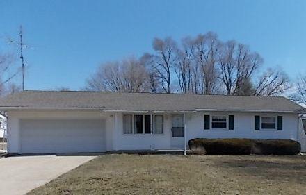 417 Madison Ave., Amboy, IL 61310