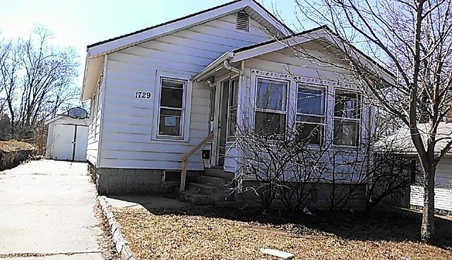1729 Pershing Ave., Rockford, IL 61109