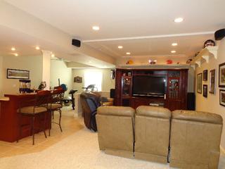 1007 Portsmouth Cir., Gurnee, IL 60031