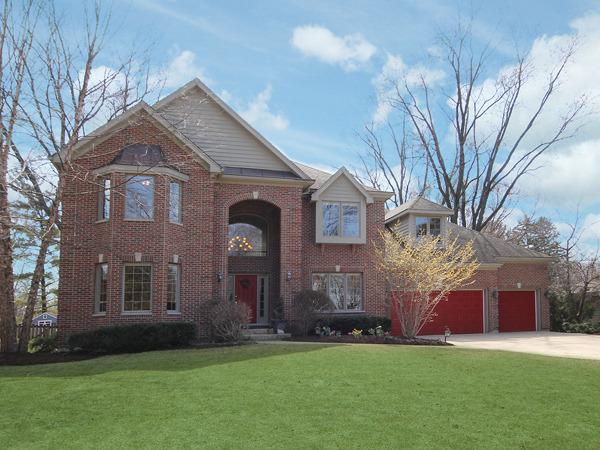 28W169 Lawnmeadow Ln., Naperville, IL 60540