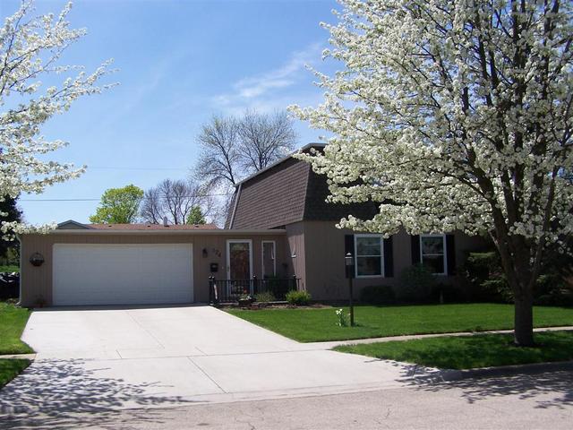 124 Mattek Ave., Dekalb, IL 60115