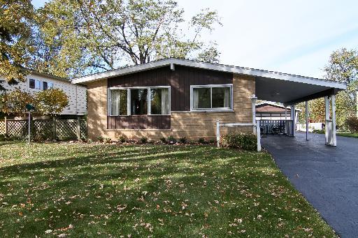 1N620 Park Blvd., Glen Ellyn, IL 60137