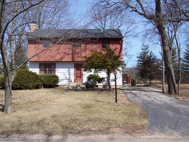 423 Woodward Ave., Geneva, IL 60134