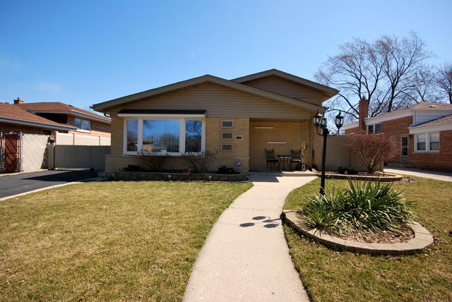 10737 Leclaire Ave., Oak Lawn, IL 60453