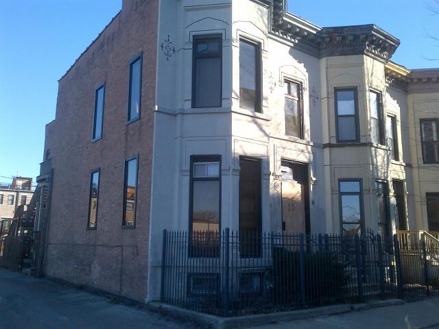 15 S Oakley Blvd., Chicago, IL 60612