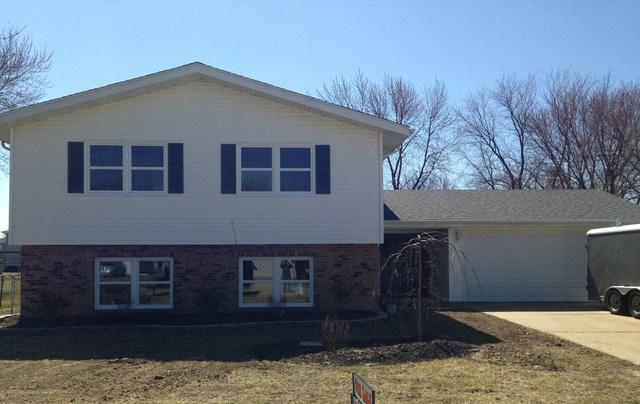 11 Hilltop Dr., Bourbonnais, IL 60914
