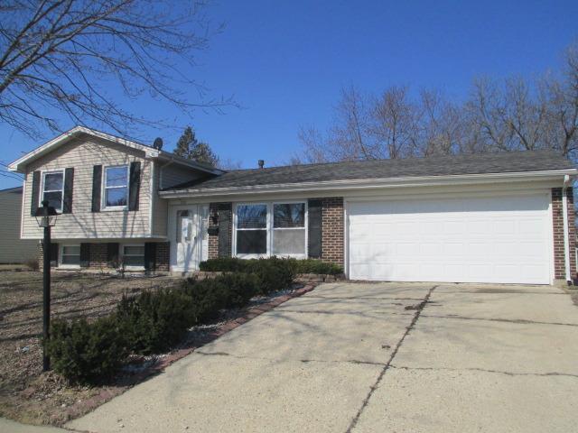 222 Judy Ln., Streamwood, IL 60107