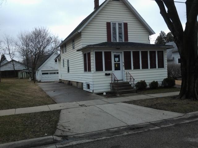 411 Jewett St., Elgin, IL 60123