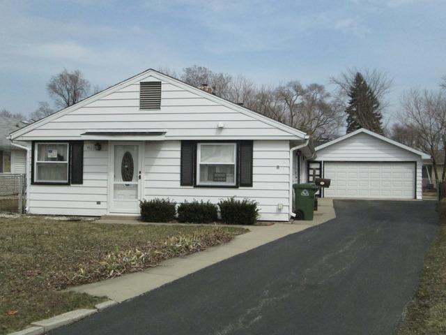 9923 52nd Ave., Oak Lawn, IL 60453