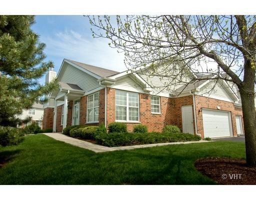 121 Chestnut Hills Cir., Burr Ridge, IL 60527
