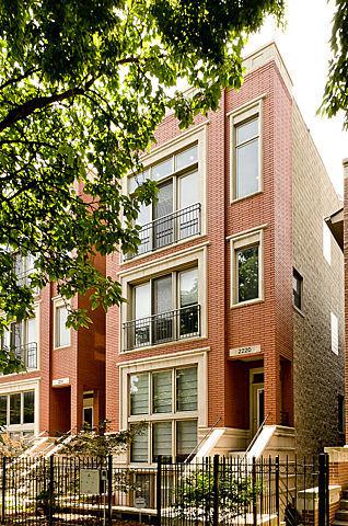 2220 N Seeley Ave. #2, Chicago, IL 60647