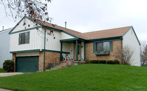300 Abbey Ln., Vernon Hills, IL 60061