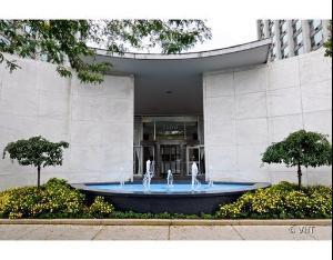 3600 N Lake Shore Dr. #2223, Chicago, IL 60613