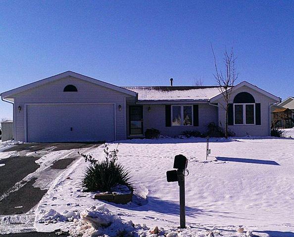 10284 Pinesap Pl., Roscoe, IL 61073
