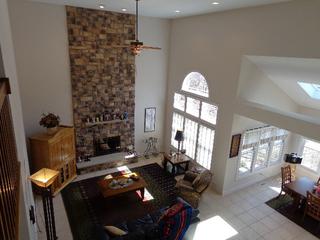 980 Vineyard Dr., Gurnee, IL 60031