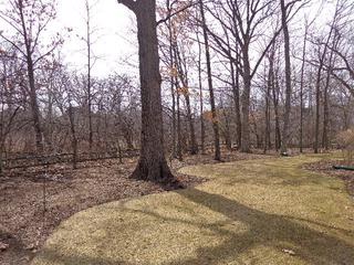 980 Vineyard Dr., Gurnee, IL 60031