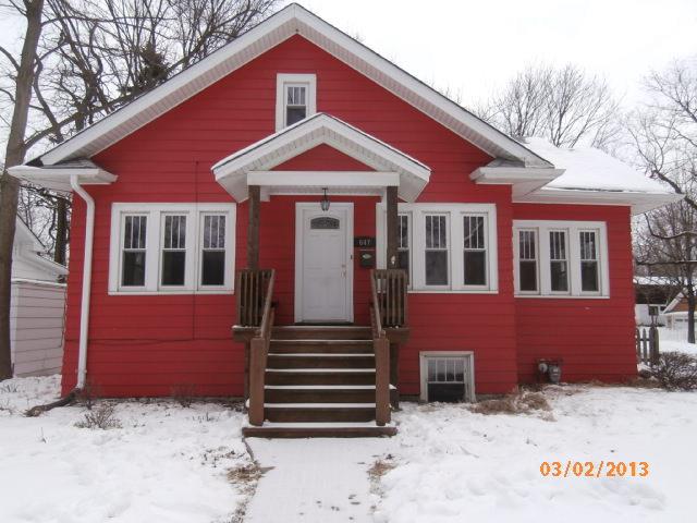 647 Kenilworth Ave., Glen Ellyn, IL 60137