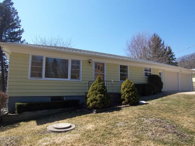 150 Deerpath, Algonquin, IL 60102